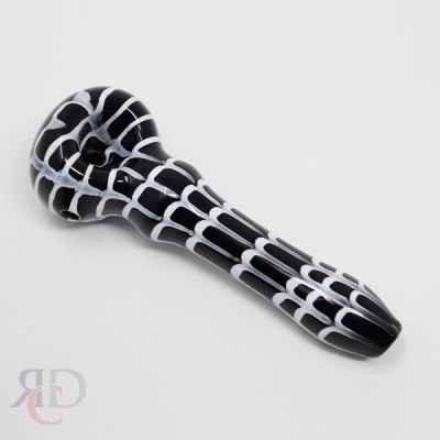 HAND PIPE BLACK AND WHITE ART PIPE GP5031